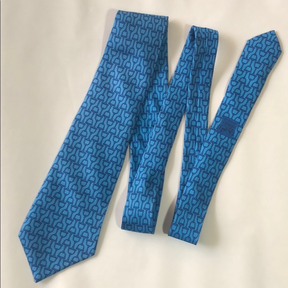 Hermès silk tie 5214 IA